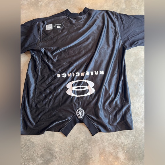 Authentic balenciaga oversized shirt - Picture 3 of 12